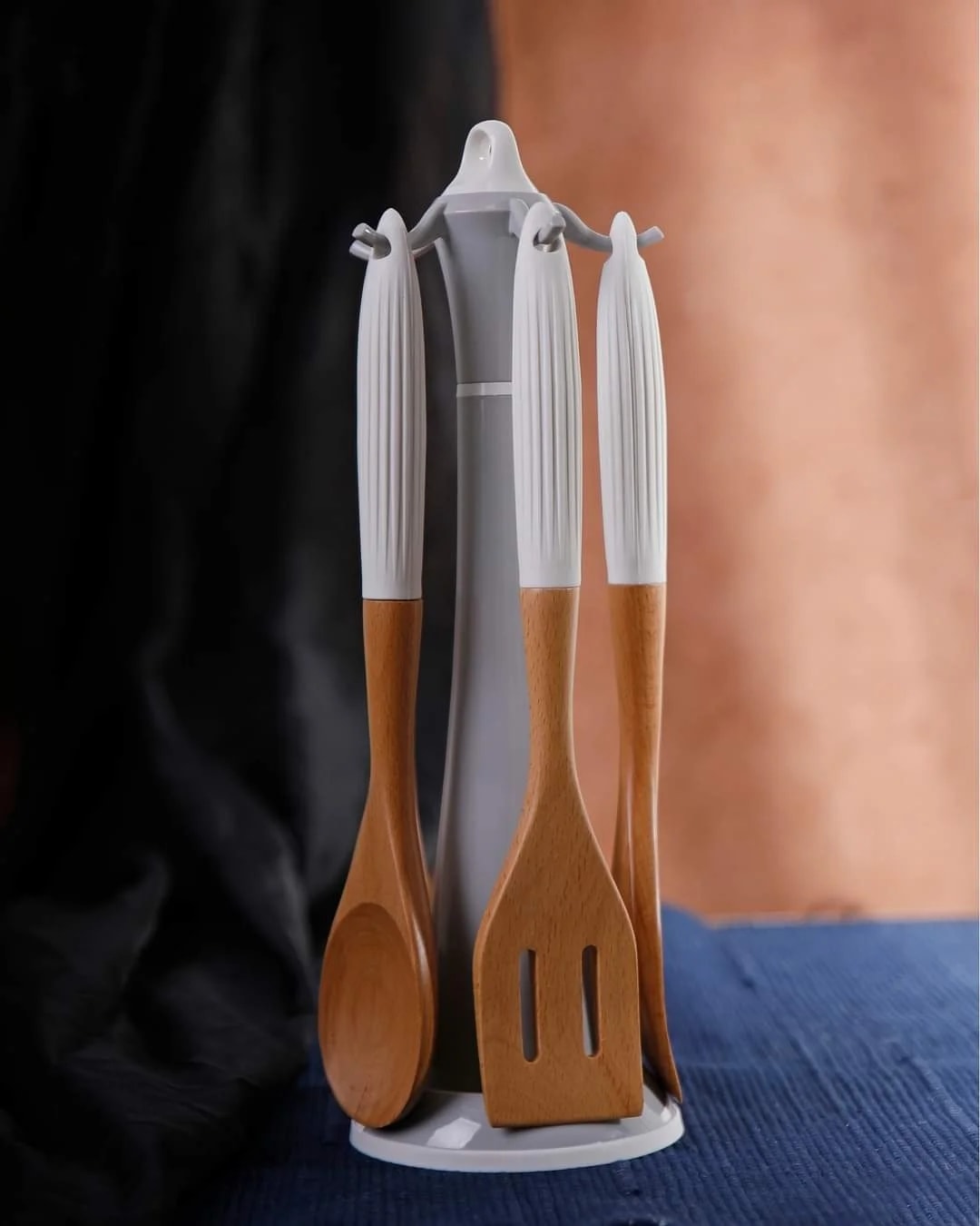 طقم توزيعات رياضية سيليكون مضلعة 6 قطع 17418